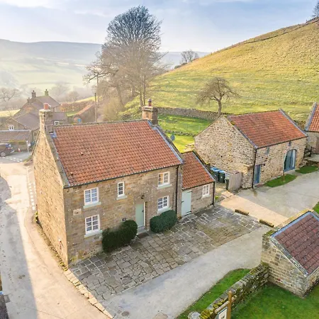 3 Bed In North York Moors National Park G0174 Rosedale Abbey